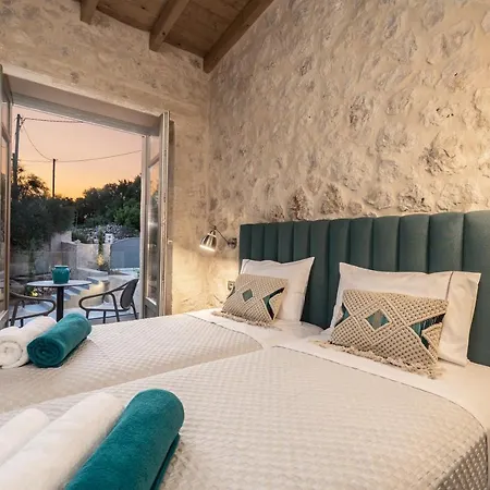 Villa Dafni *